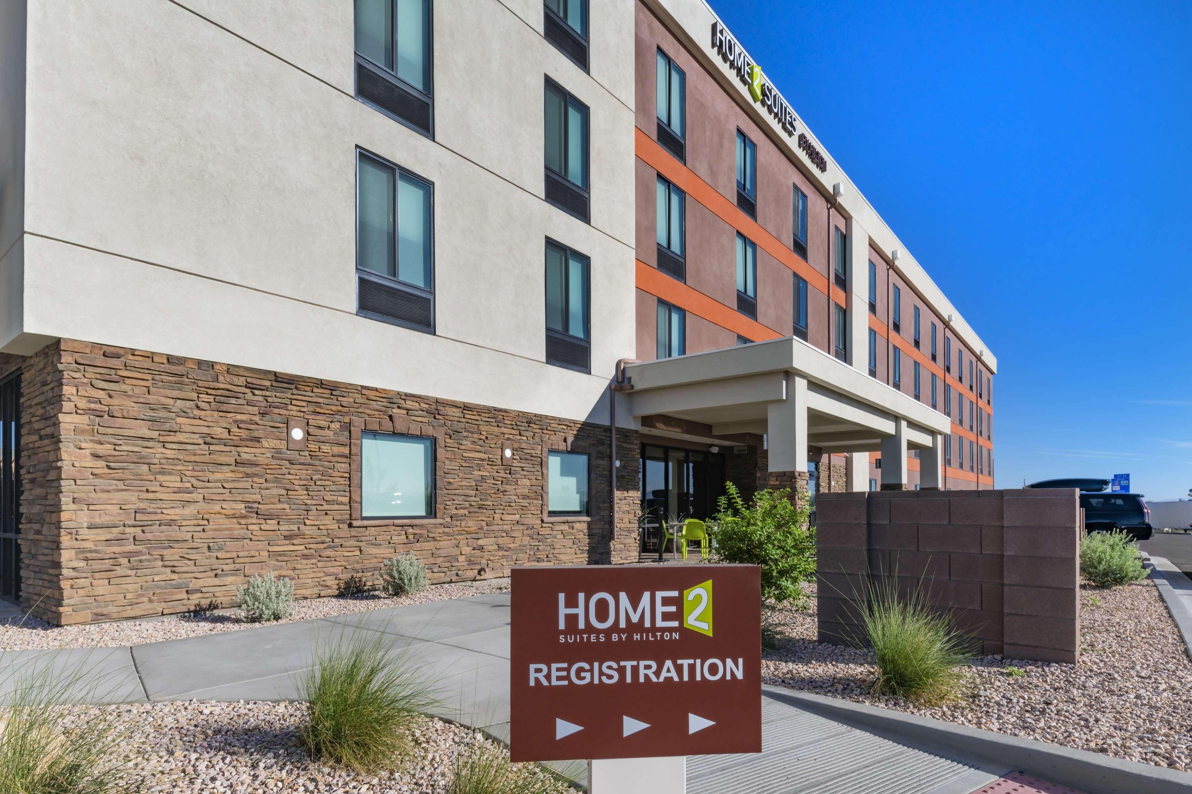 Home2 Suites By Hilton Kingman Bagian luar foto