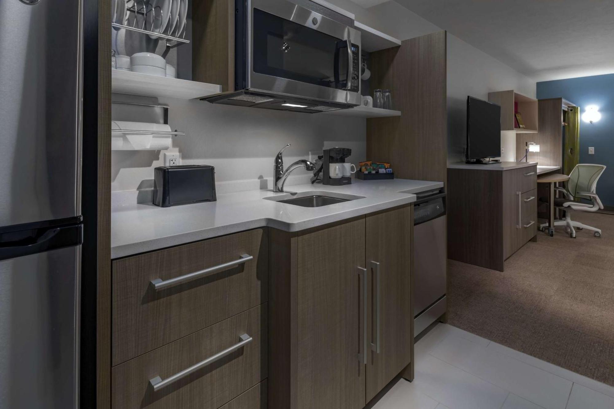Home2 Suites By Hilton Kingman Bagian luar foto
