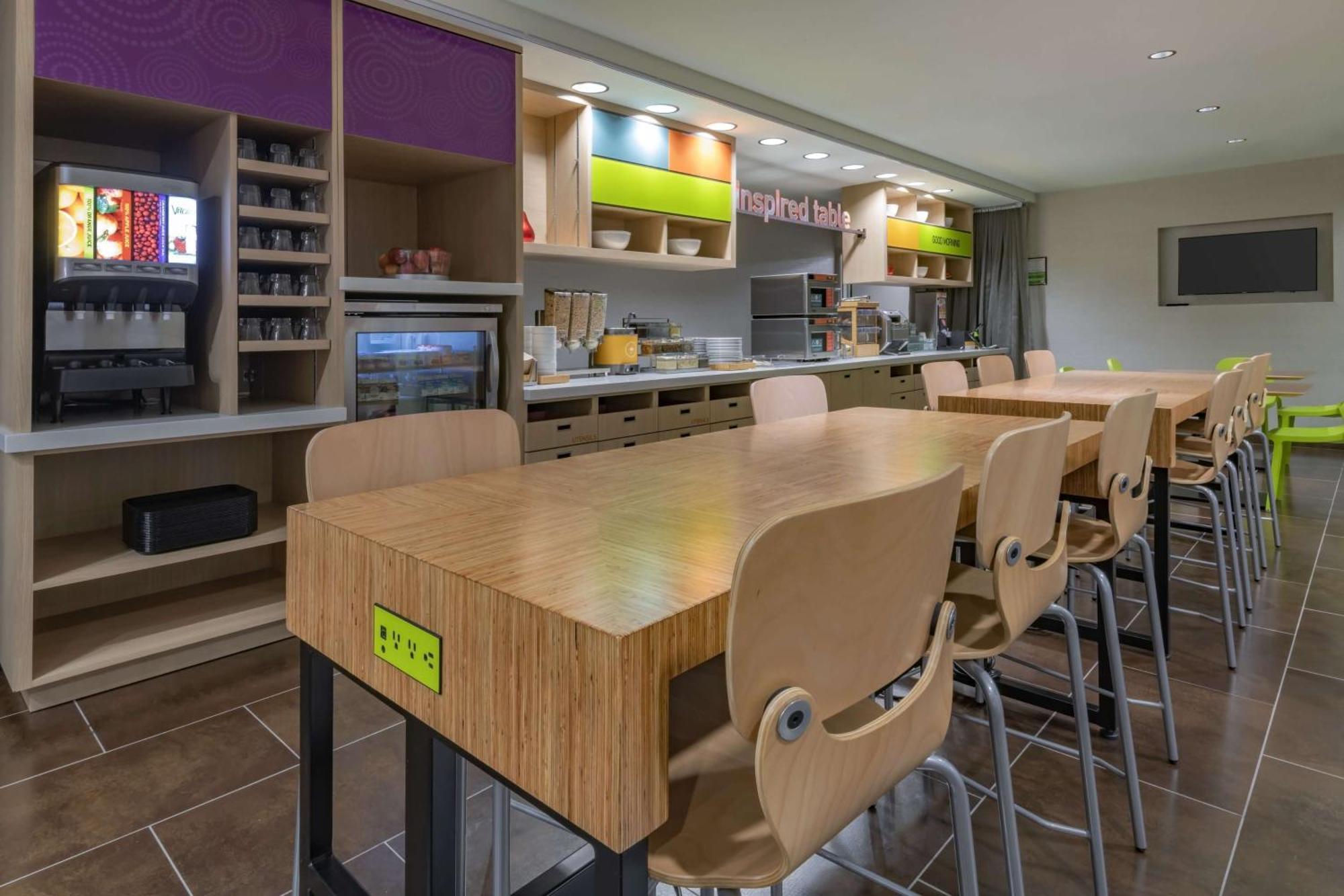 Home2 Suites By Hilton Kingman Bagian luar foto