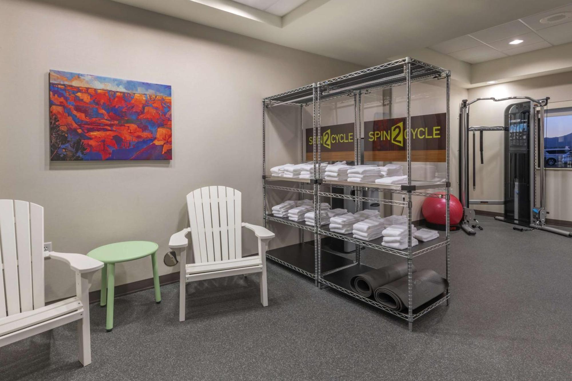 Home2 Suites By Hilton Kingman Bagian luar foto