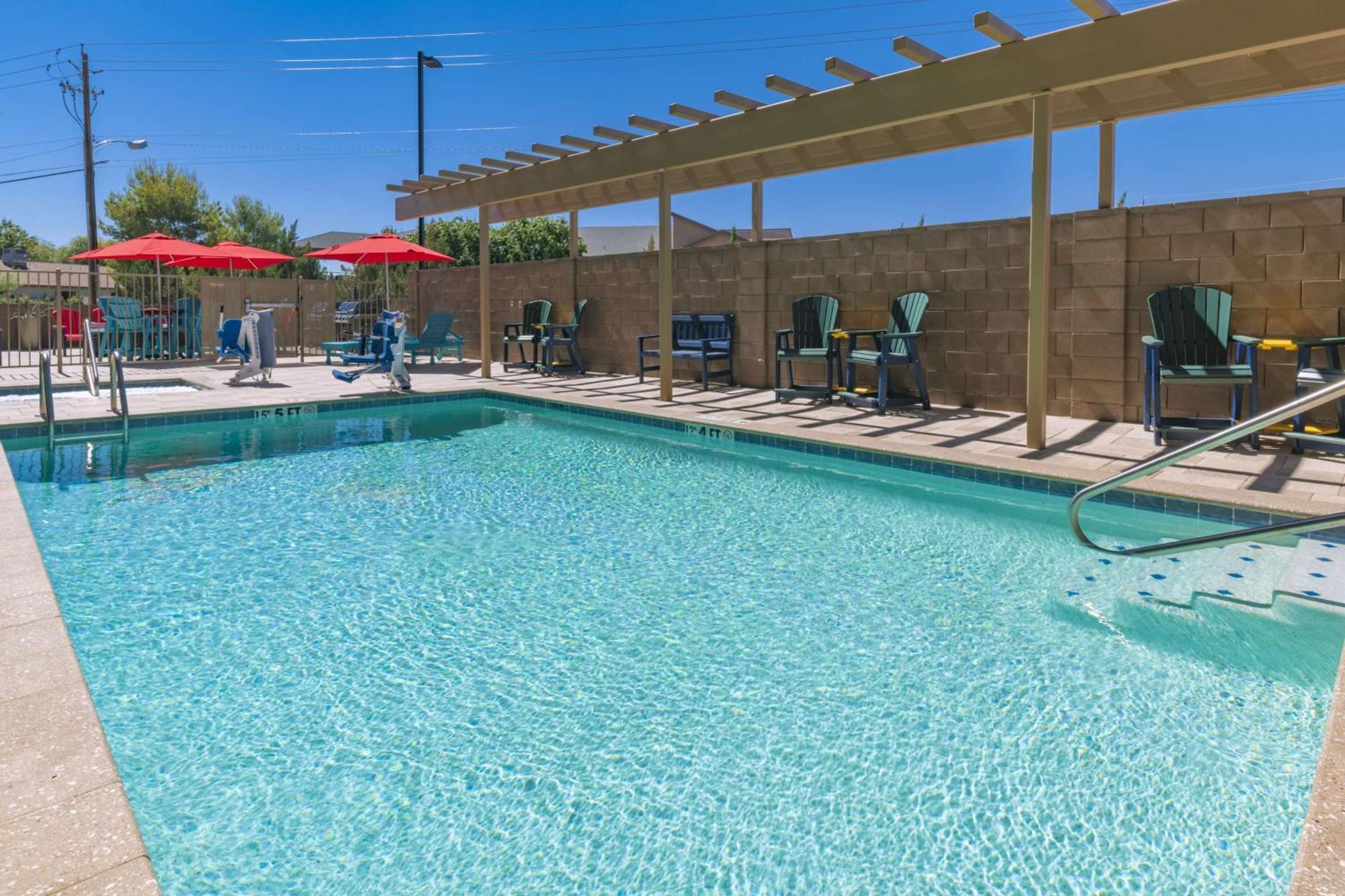 Home2 Suites By Hilton Kingman Bagian luar foto